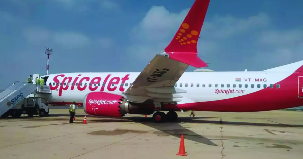 SpiceJet aircraft develops nose wheel snag in Dubai, recovery aircraft sent